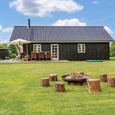 3 Bedroom Awesome Home In Slagelse 度假居